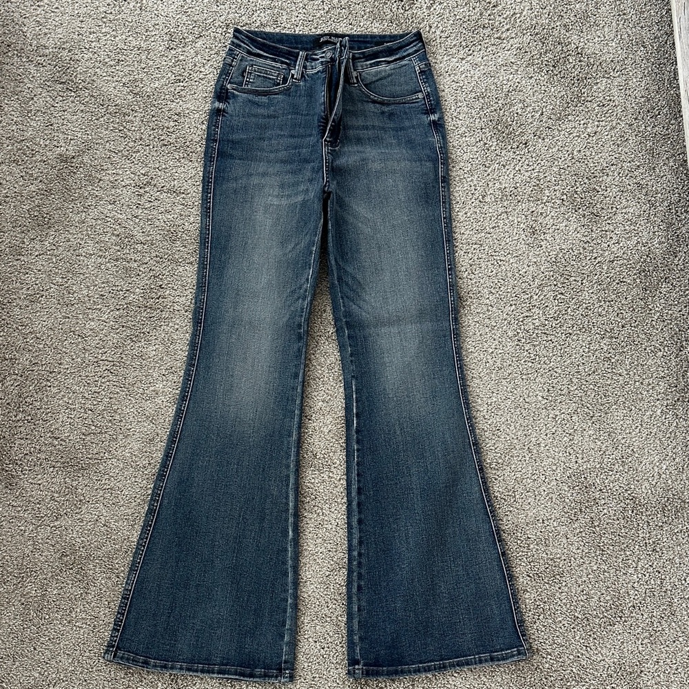 Judy Blue Dark Wash Flare Jeans, size 7/28